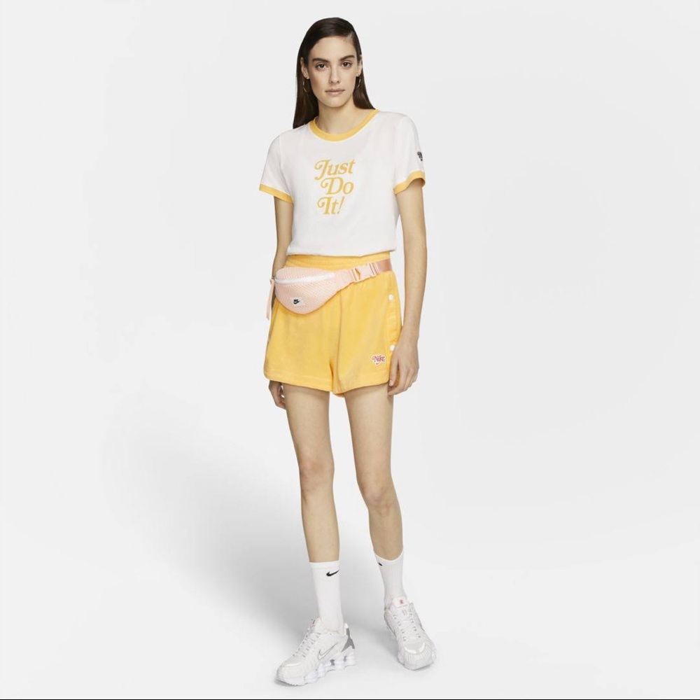 NIKE JUST DO IT THE NIKE TEE WOMANS TSHIRT SIZE SMALL - Picture 7 of 8